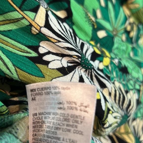 International Concepts Blouse Floral Scoop Neck long sleeve size 2x - Picture 5 of 5